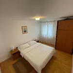Apartment Zora Nin