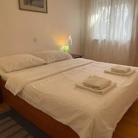 Apartment Zora Nin